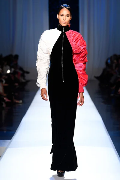Look 46